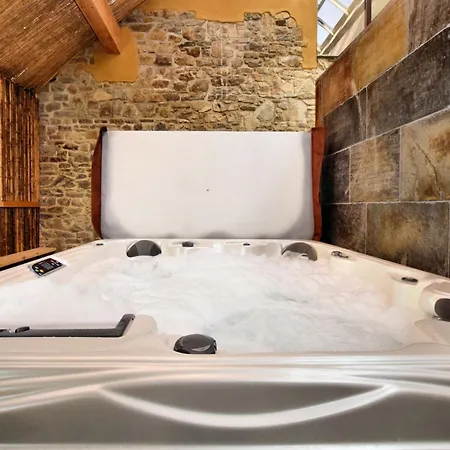 With Spa, Luxembourg Tatil Evi